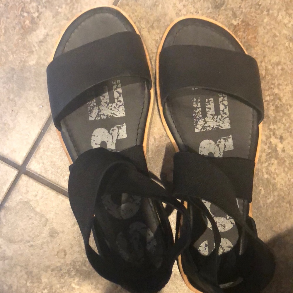 Sorel ella sandals size 6.5 black